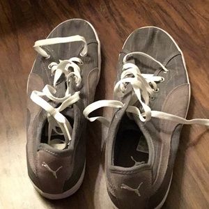 Men’s puma shoes size 9